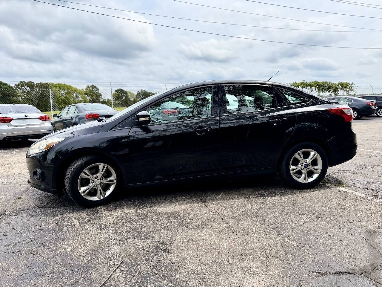 Used 2013 Ford Focus SE FWD image 6