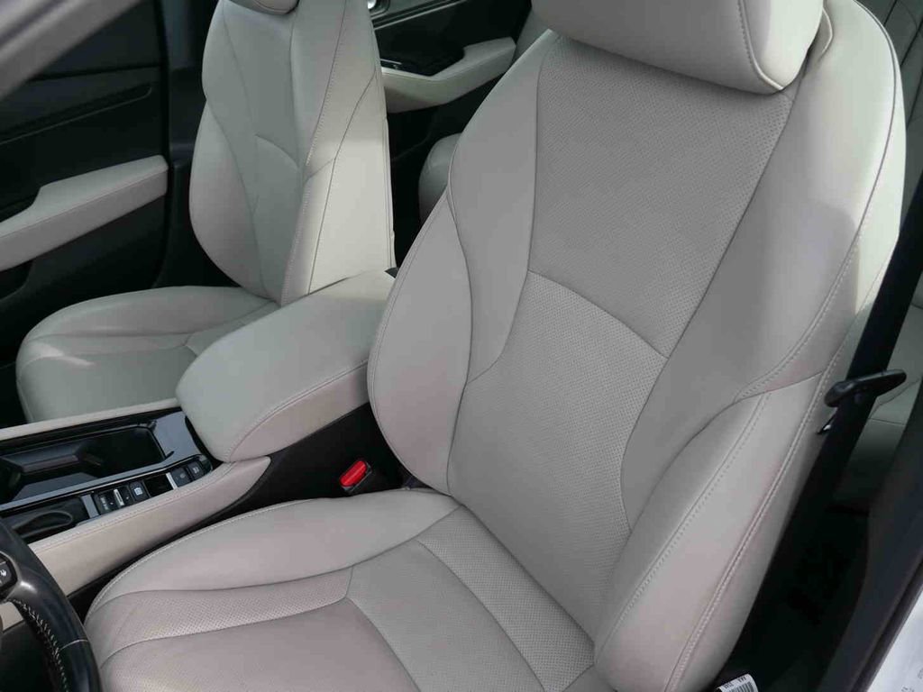 Used 2024 Honda Accord Touring image 30