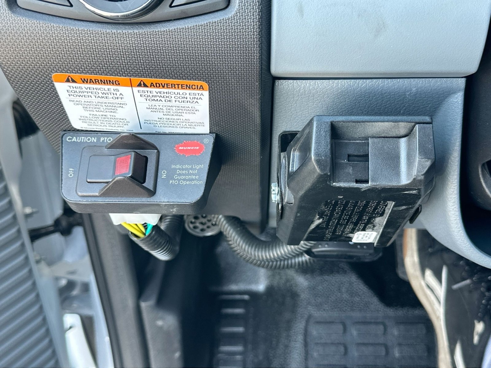 New 2026 Ford F750 2WD Crew Cab Super Duty image 31