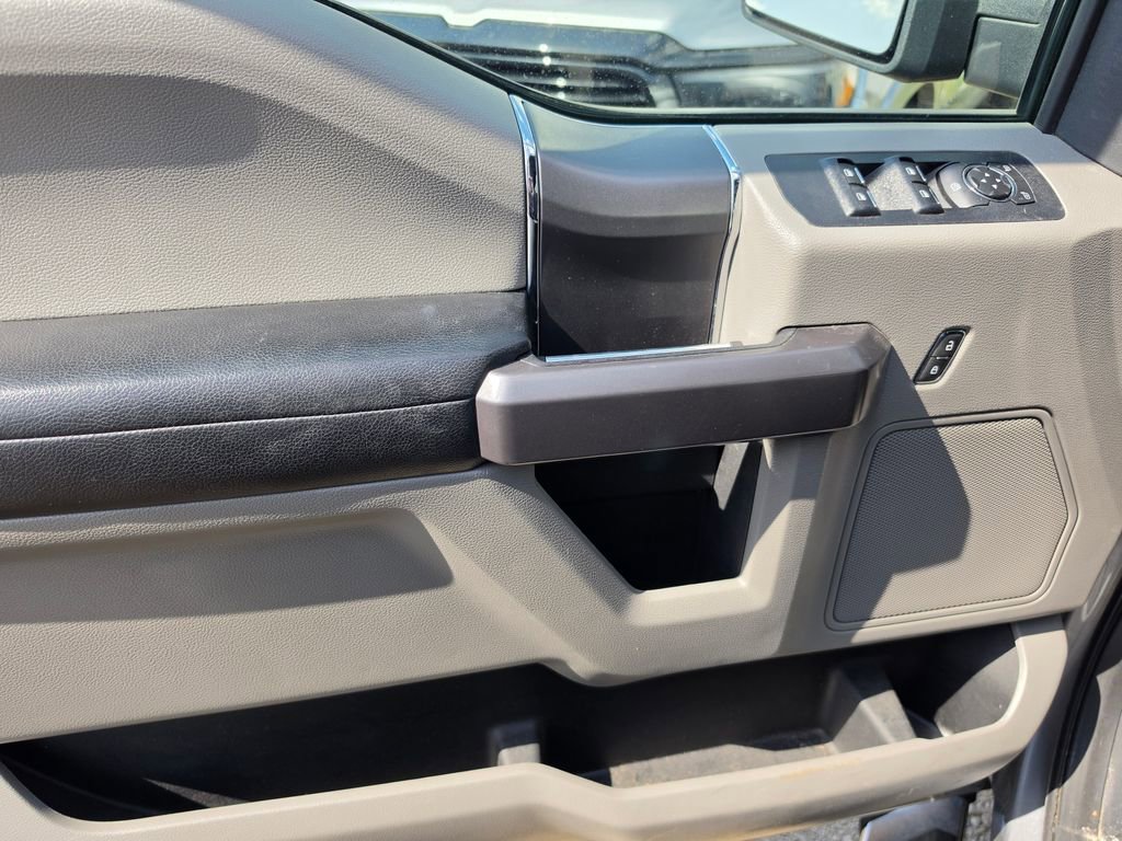 Used 2020 Ford F150 XLT w/ Equipment Group 302A Luxury AWD/4WD image 5