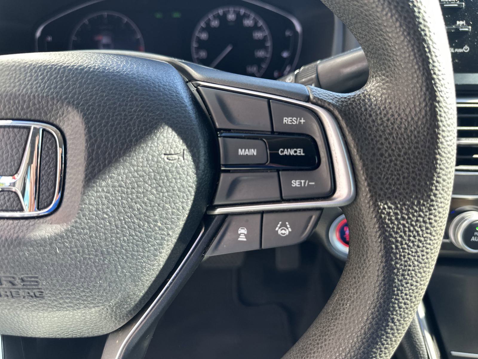 Used 2019 Honda Accord LX image 12