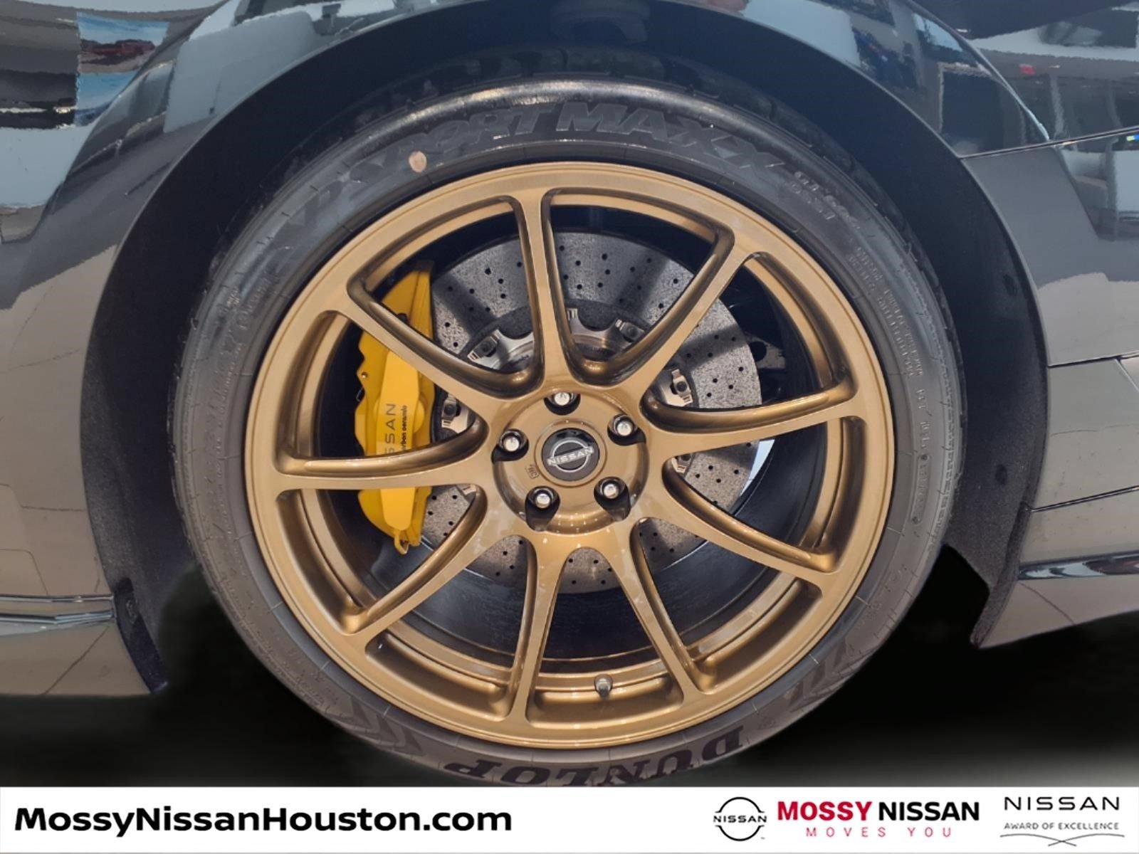 Used 2024 Nissan GT-R w/ Floor Mat Package AWD/4WD image 8