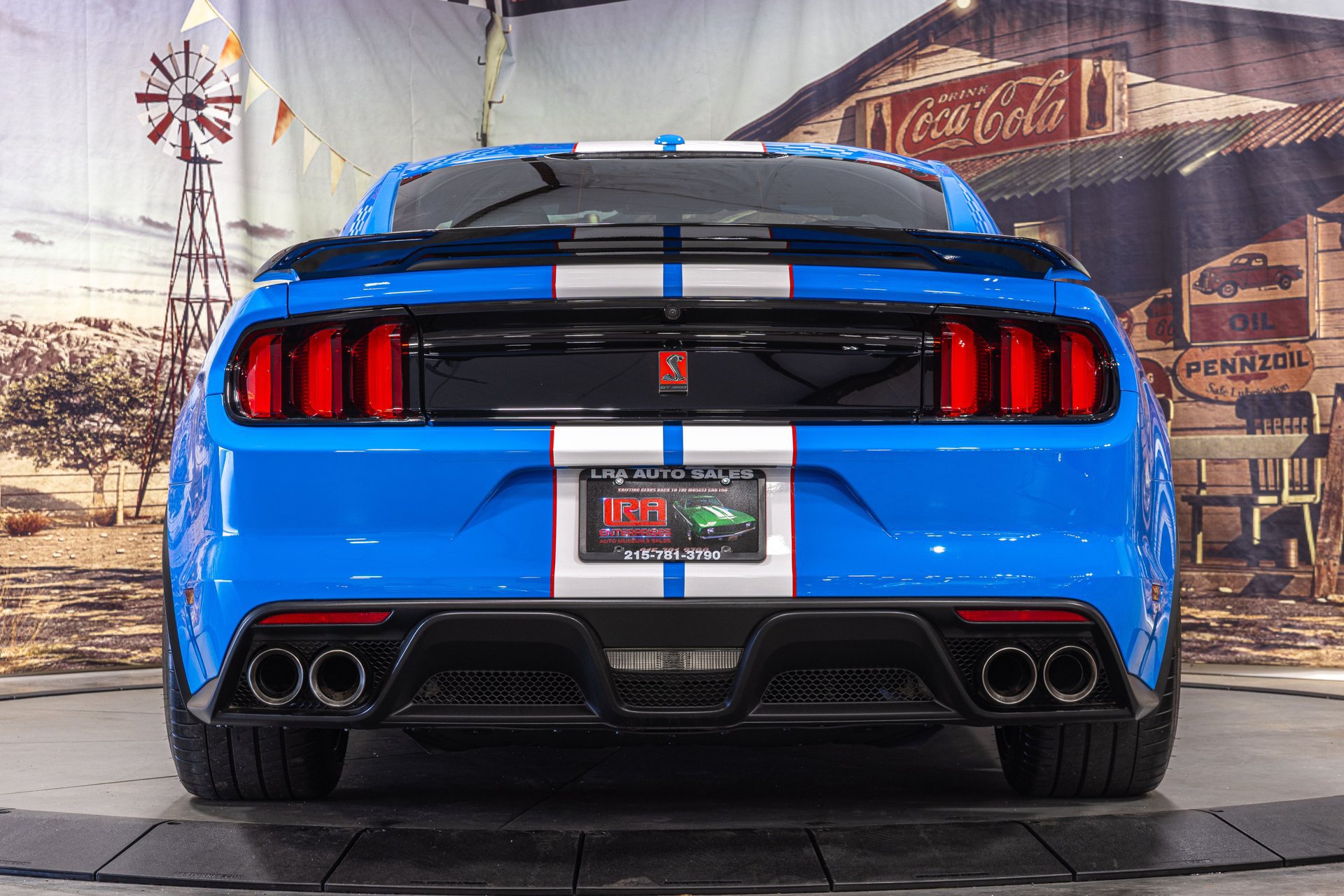 Used 2017 Ford Mustang Shelby GT350 w/ Electronics Package RWD image 4
