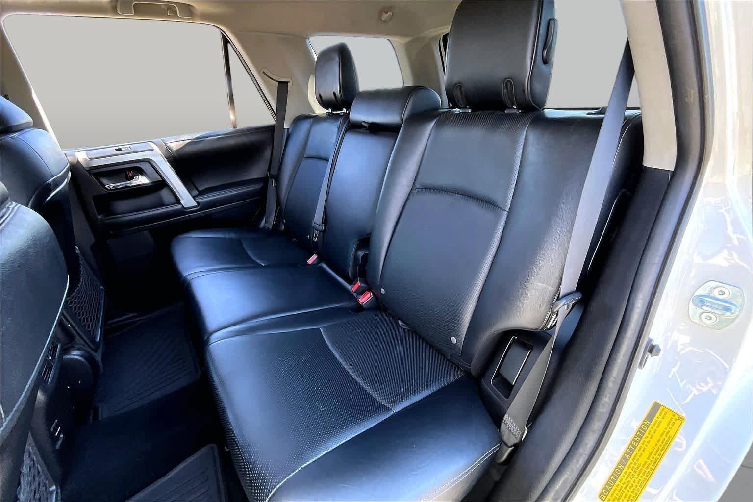 Used 2014 Toyota 4Runner Limited AWD/4WD image 20