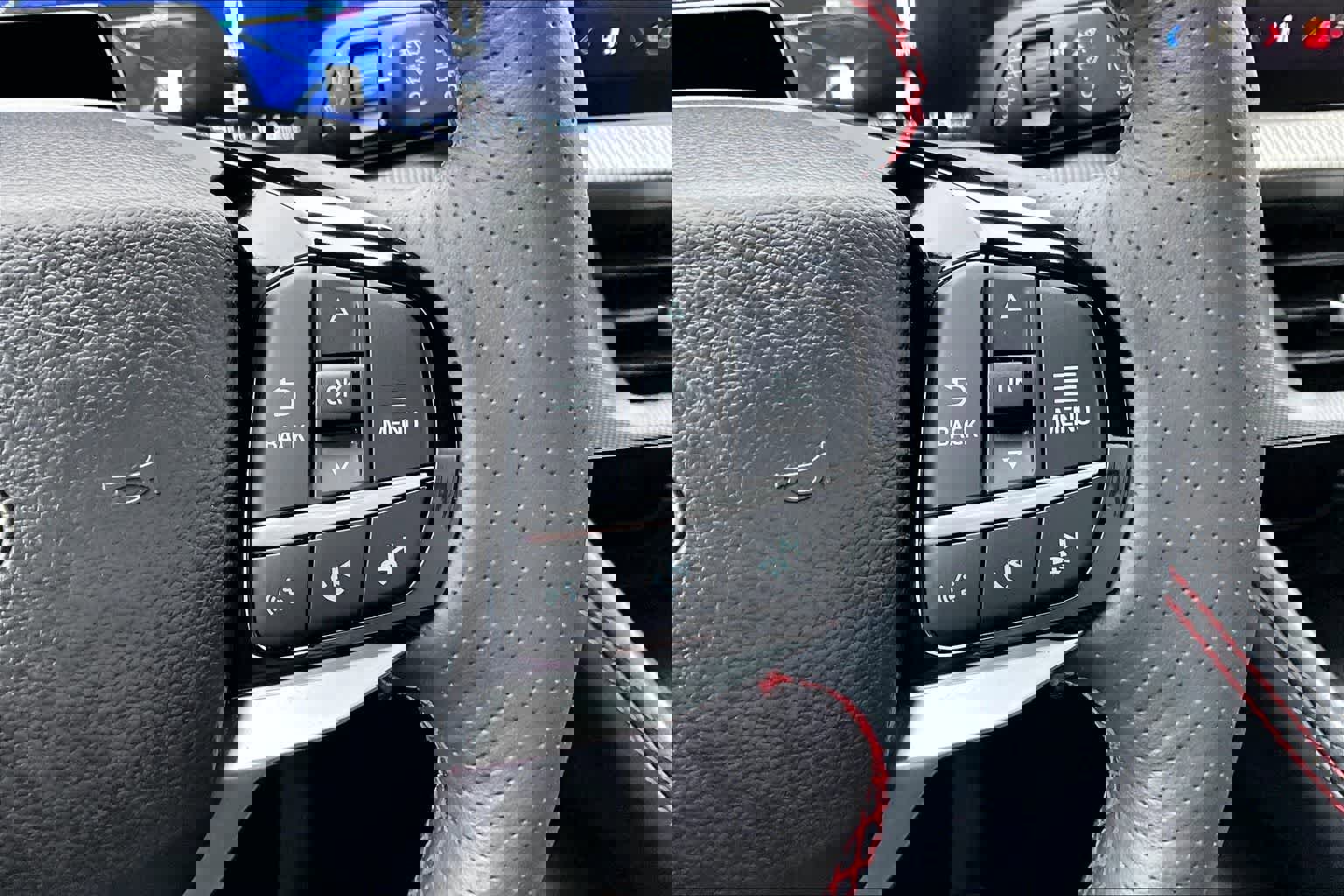 Used 2025 Ford Explorer ST-Line image 26