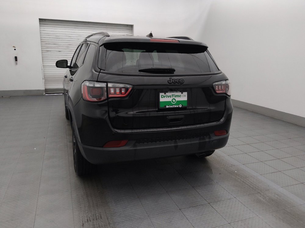 Used 2022 Jeep Compass Latitude FWD image 6