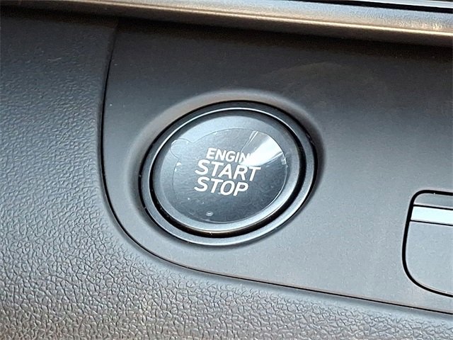 New 2025 Hyundai Elantra SEL image 13
