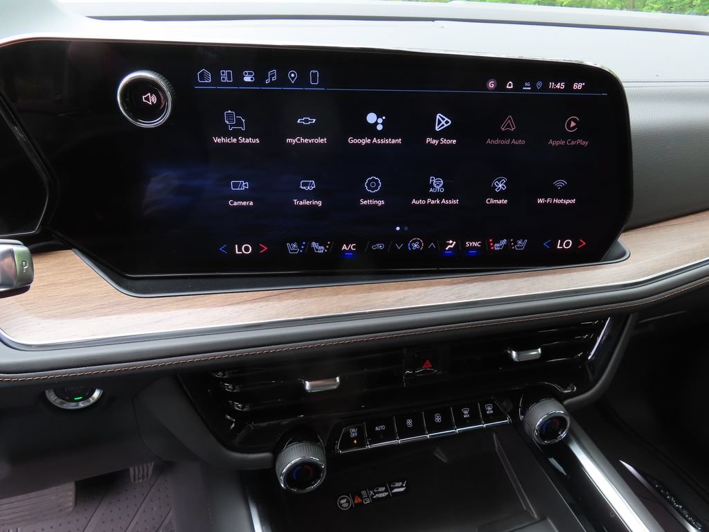 New 2026 Chevrolet Suburban High Country AWD/4WD image 5