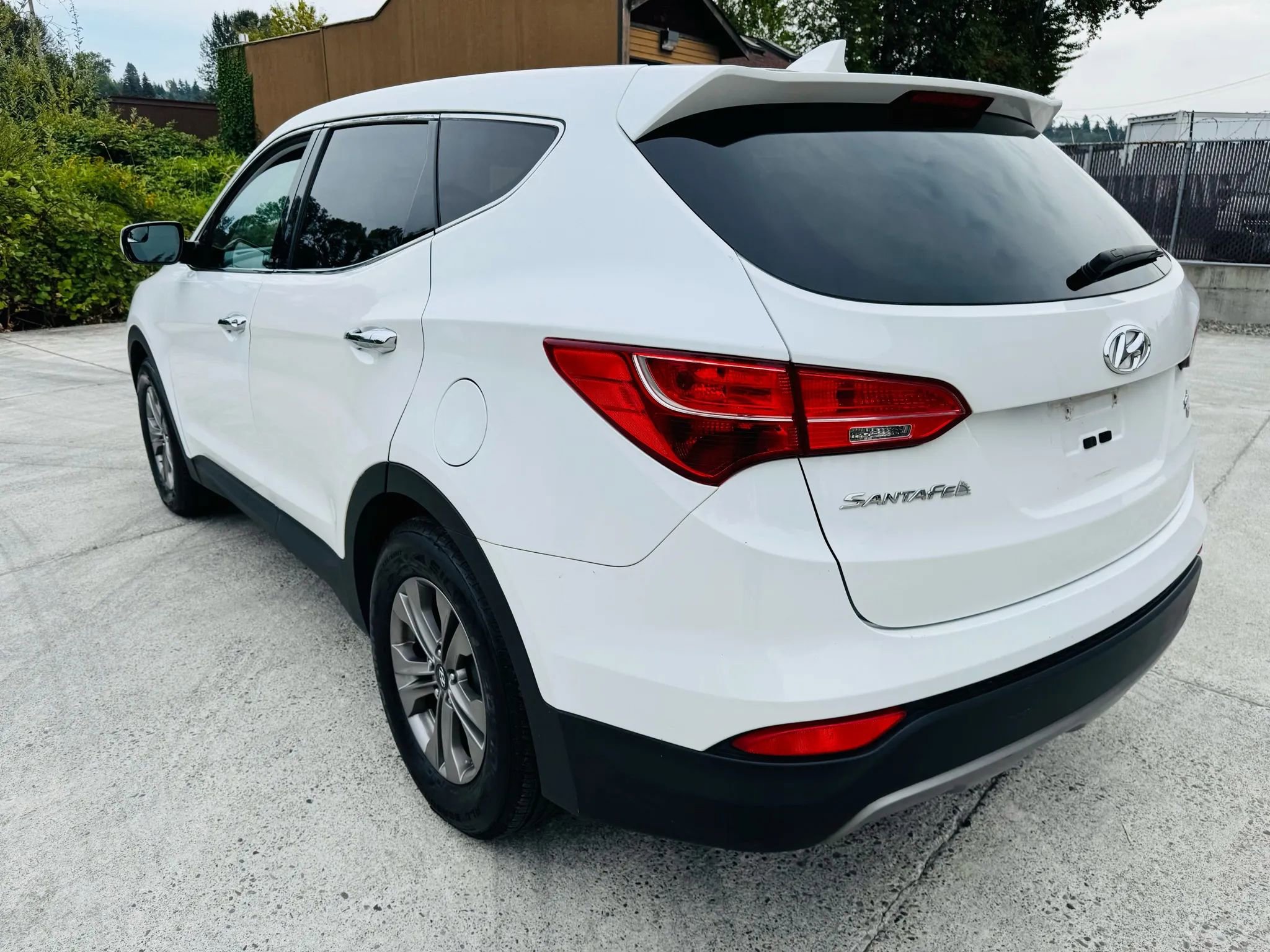 Used 2015 Hyundai Santa Fe Sport image 3