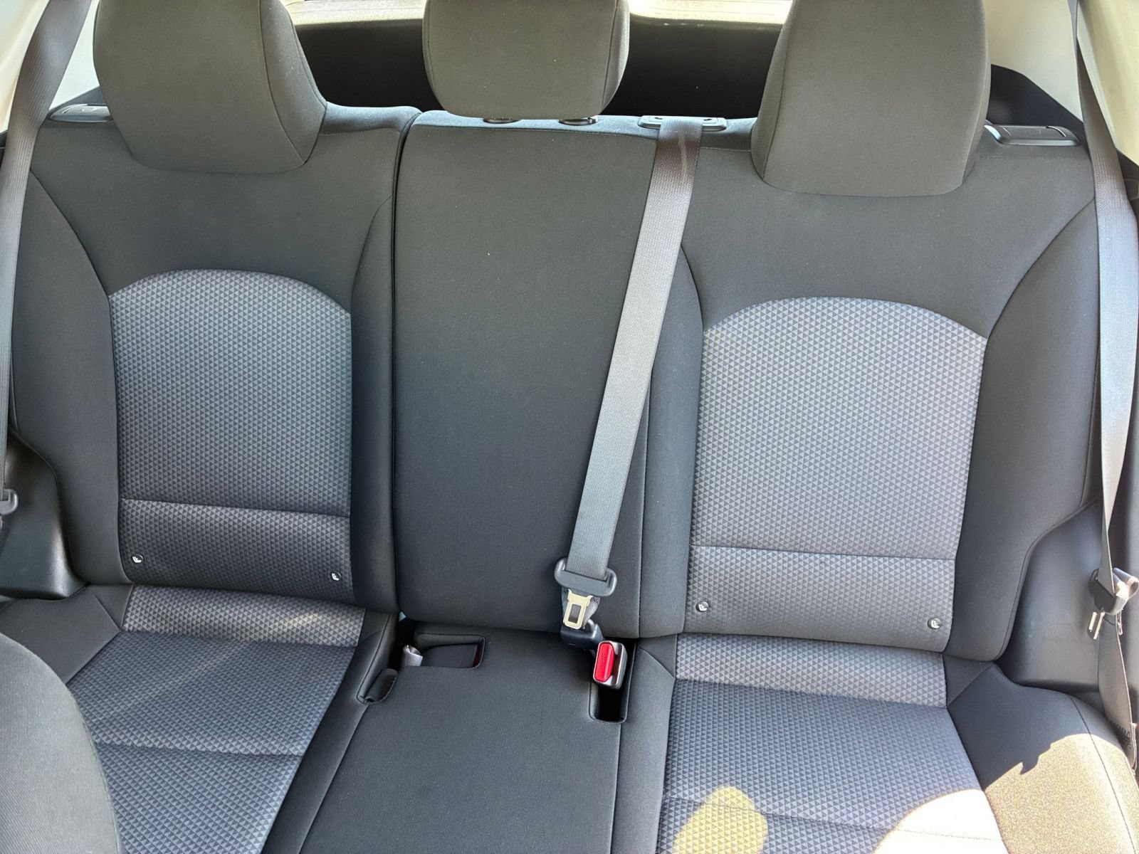 Used 2025 Kia Soul LX w/ LX Technology Package FWD image 35