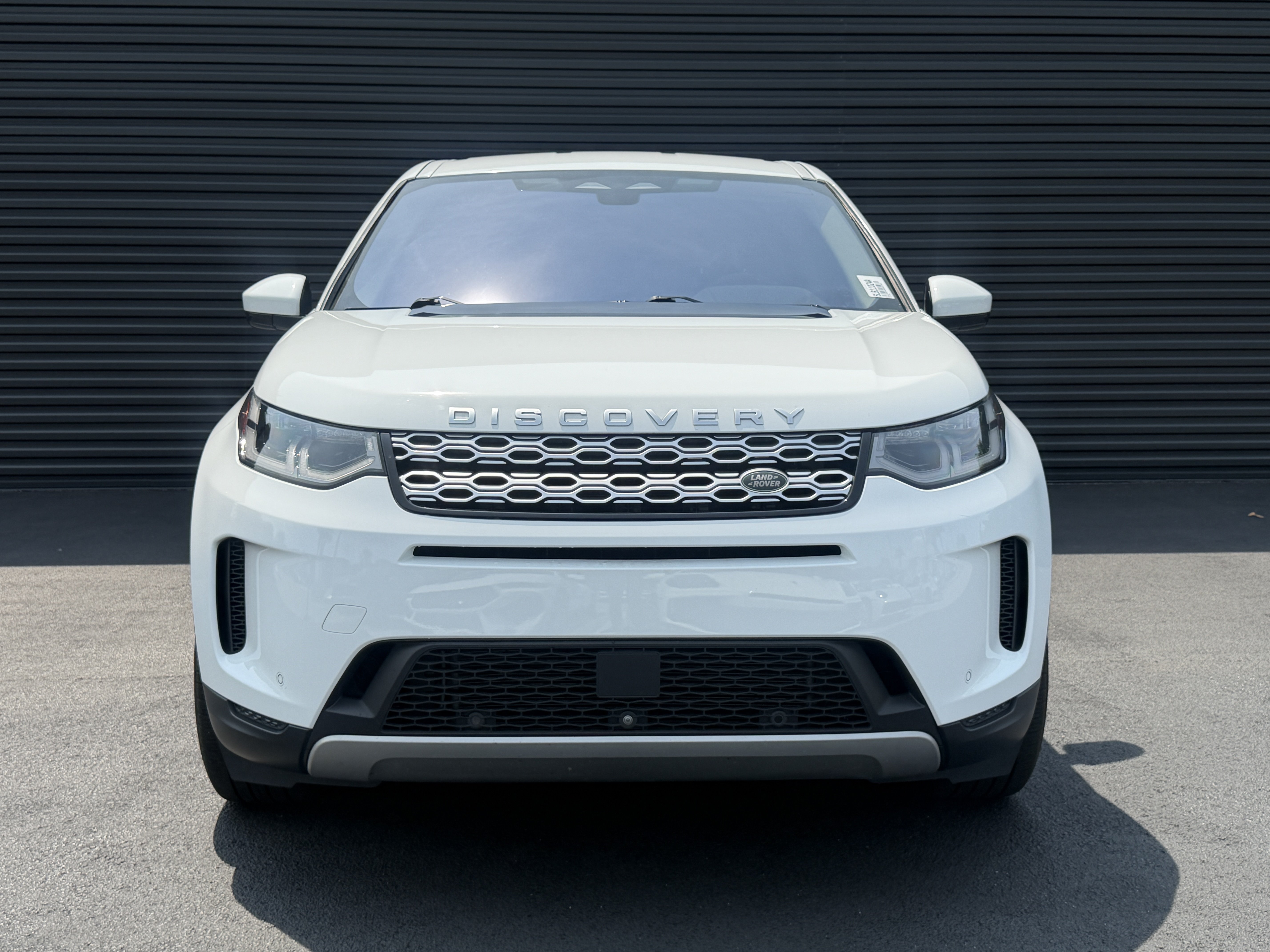 Used 2021 Land Rover Discovery Sport SE AWD/4WD image 6