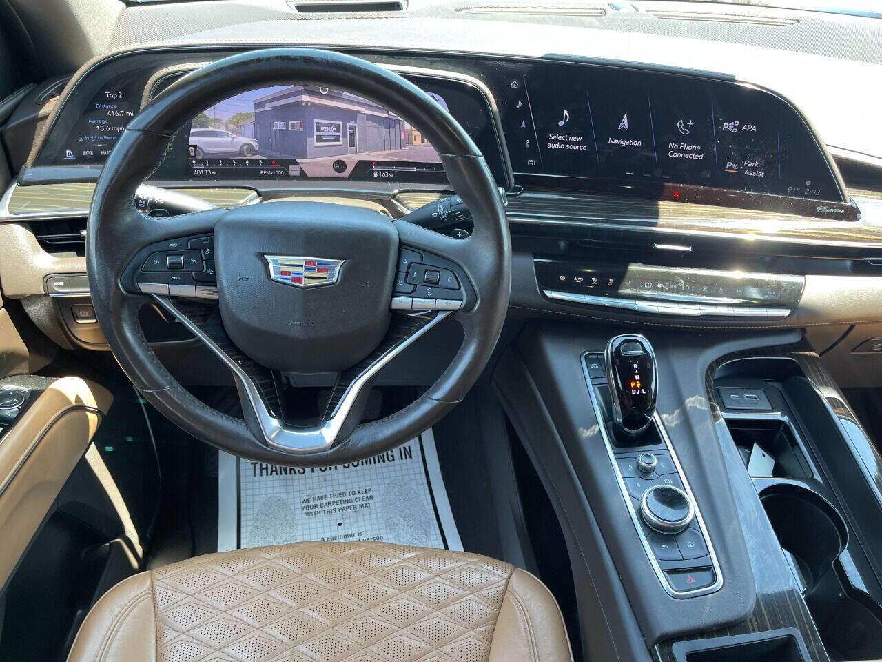 Used 2021 Cadillac Escalade Premium Luxury RWD image 17