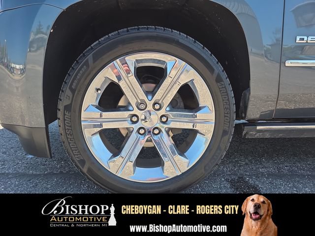 Used 2020 GMC Yukon XL Denali w/ Denali Premium Package AWD/4WD image 23
