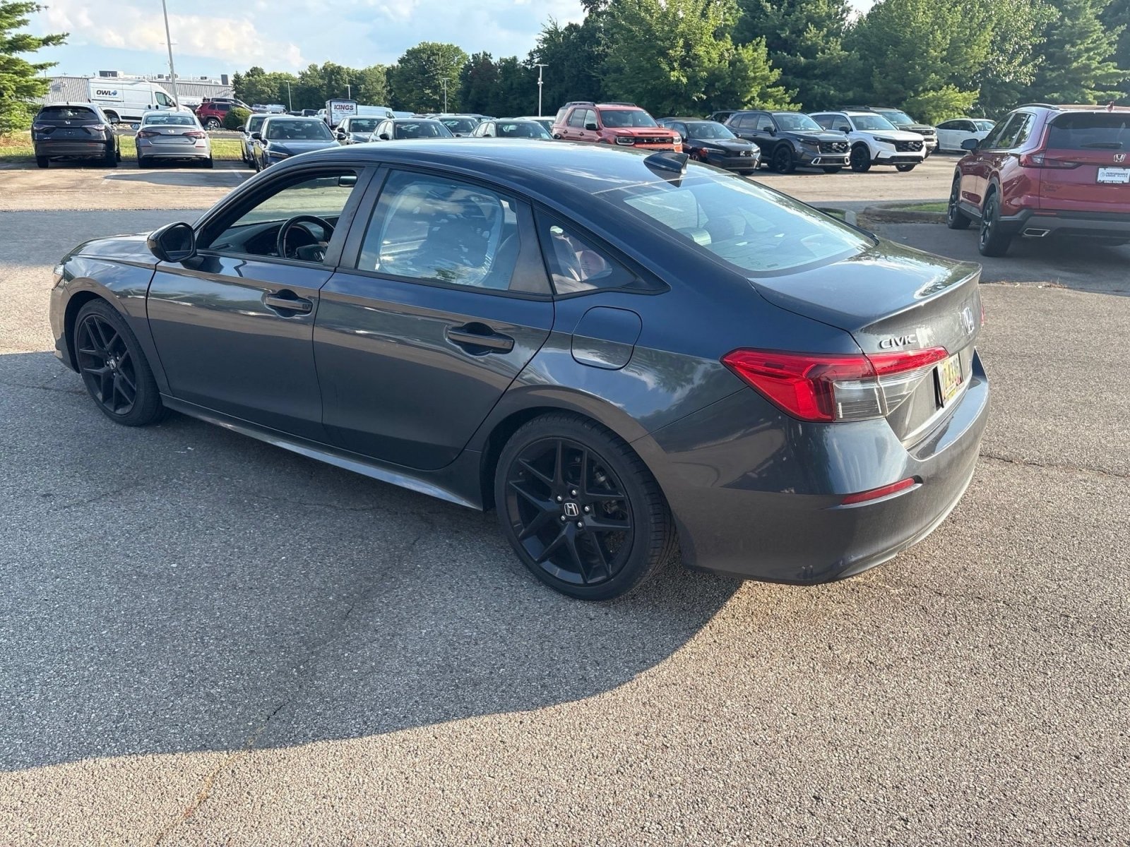 Used 2023 Honda Civic Sport image 5