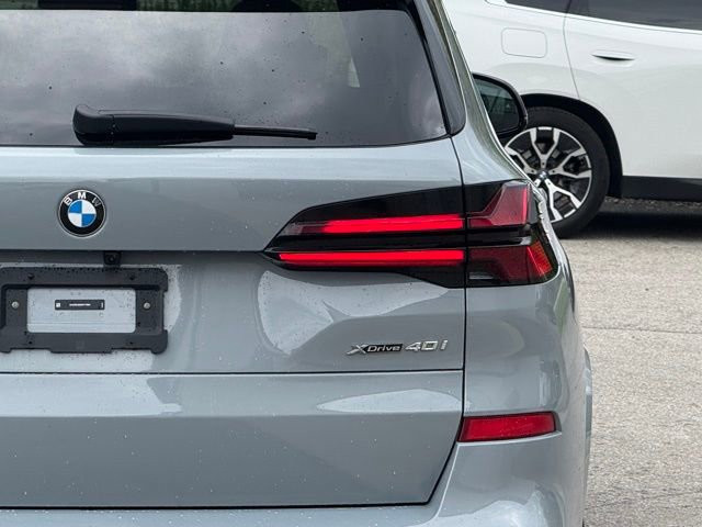Certified 2025 BMW X5 xDrive40i w/ M Sport Package AWD/4WD image 7