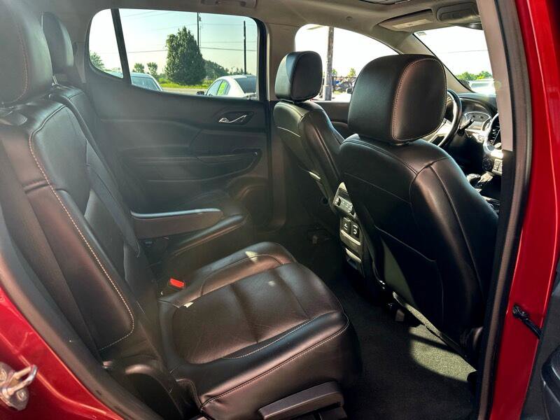 Used 2017 GMC Acadia SLT image 6