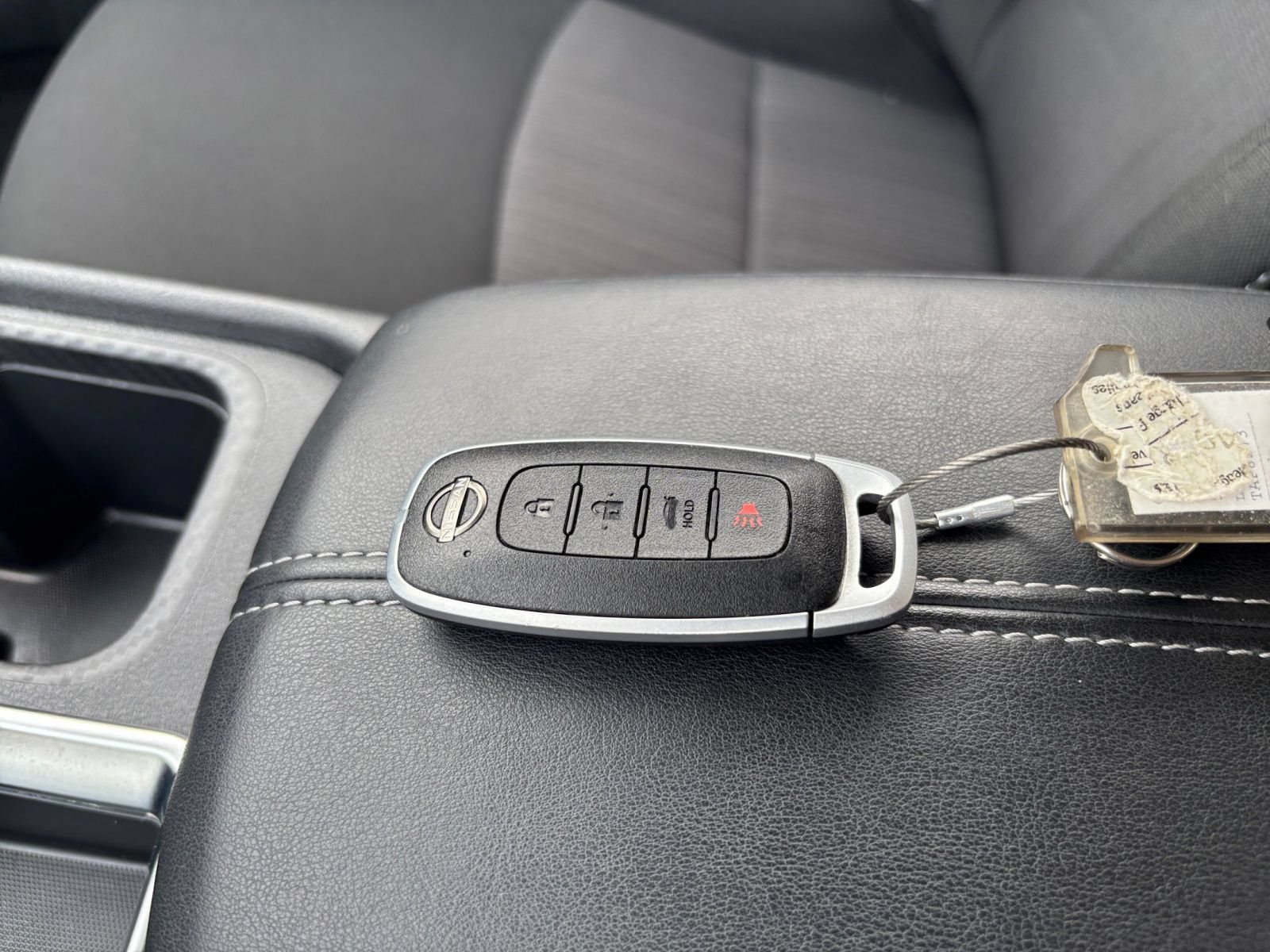 Used 2025 Nissan Sentra SV FWD image 19