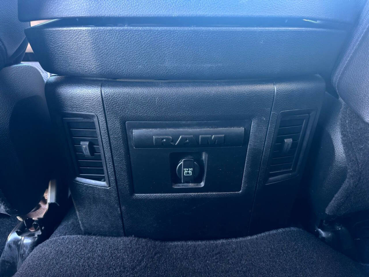 Used 2018 RAM 1500 Sport image 29