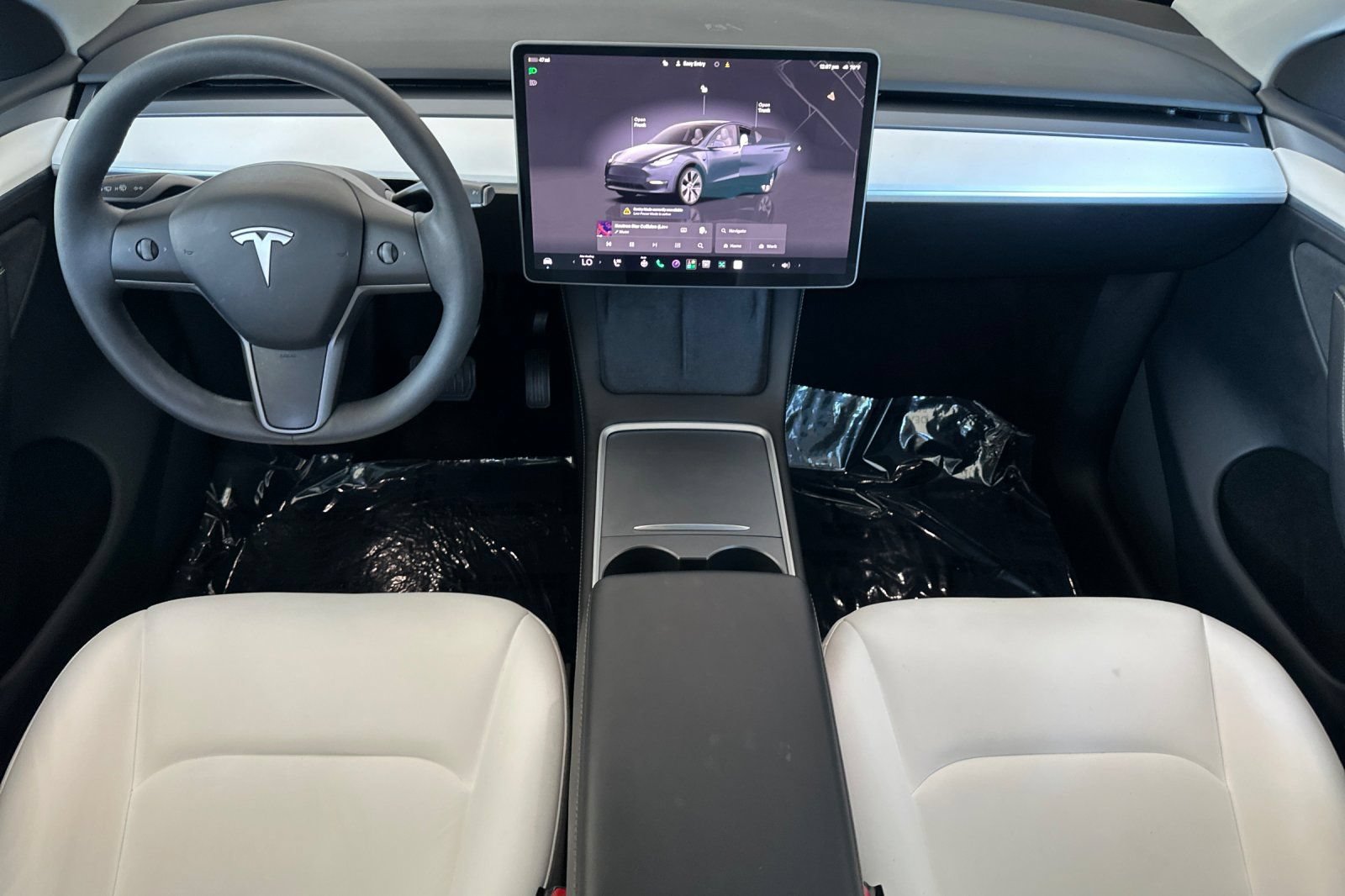 Used 2024 Tesla Model Y Long Range AWD/4WD image 13