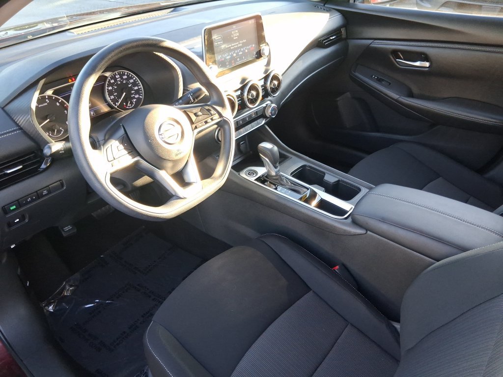 Certified 2025 Nissan Sentra SV FWD image 19
