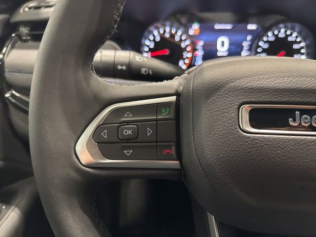 New 2025 Jeep Compass Latitude w/ Sun & Sound Group image 21