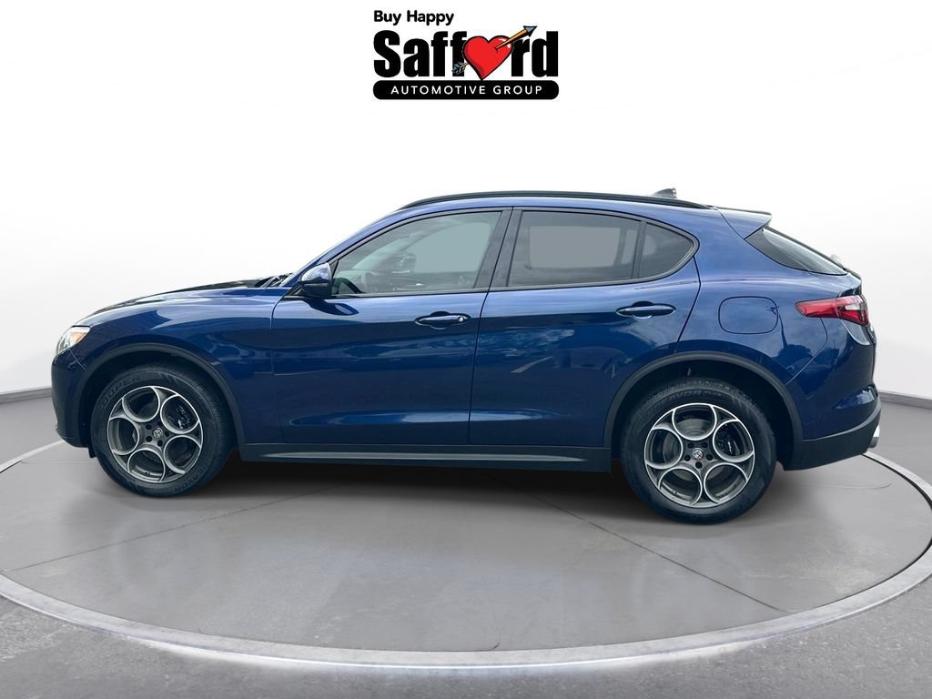 Used 2018 Alfa Romeo Stelvio Sport w/ Quick Order Package 22J Sport AWD/4WD image 5