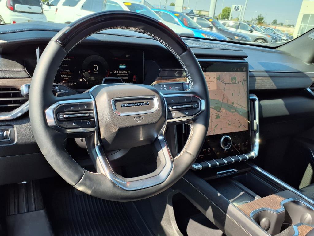 Used 2024 GMC Acadia Denali w/ Super Cruise Package image 10