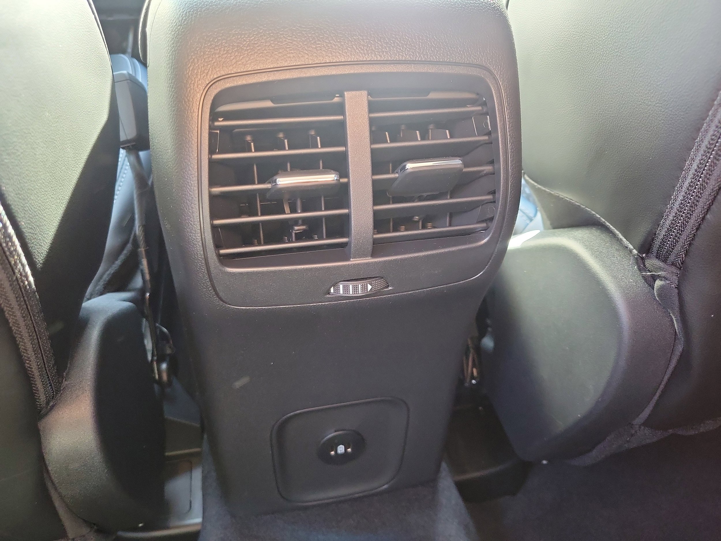 New 2026 Ford Escape SE FWD image 18