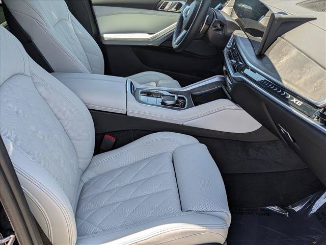 Certified 2026 BMW X6 xDrive40i w/ Climate Comfort Package AWD/4WD image 22