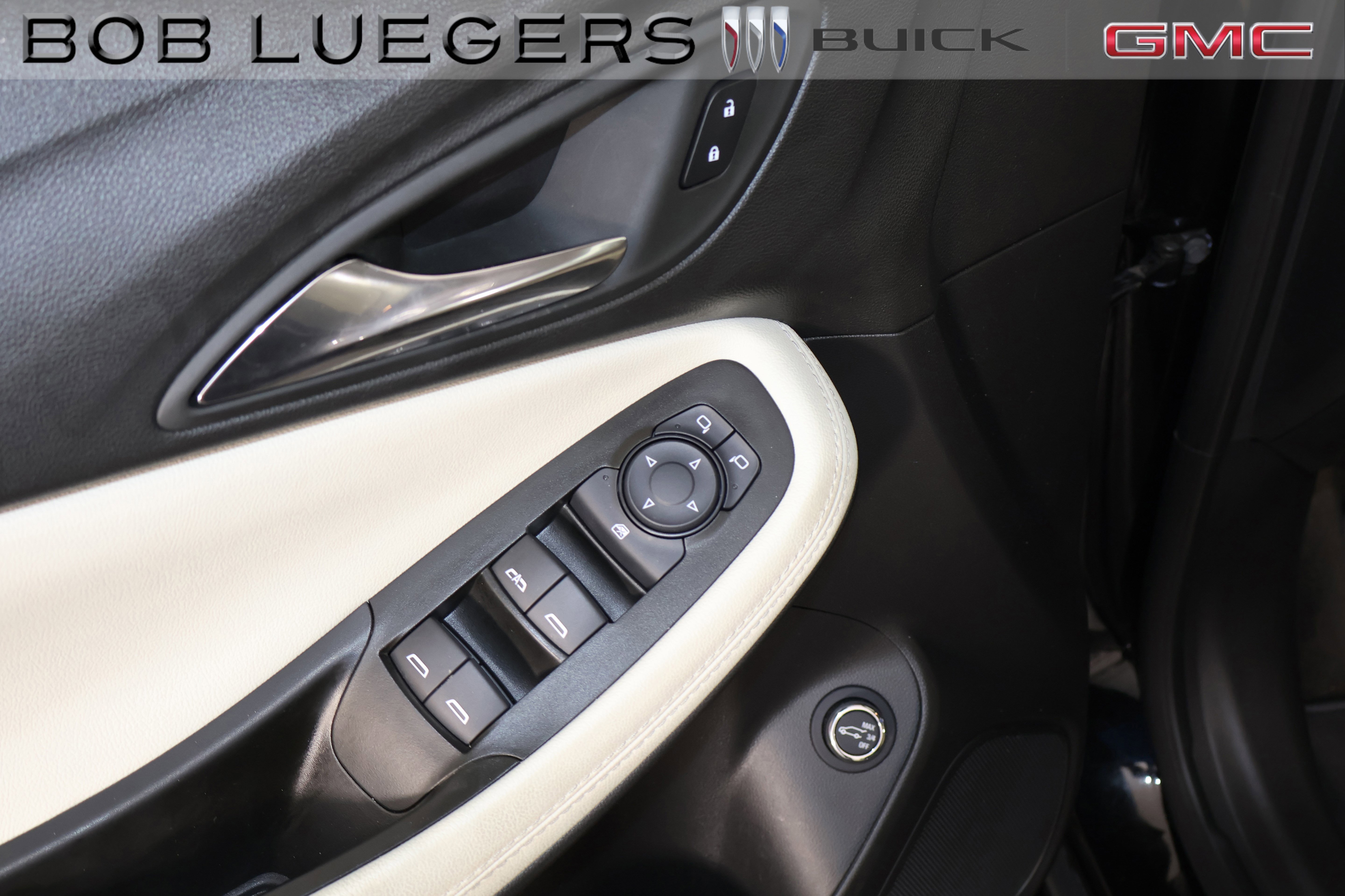 Certified 2024 Buick Encore GX Sport Touring w/ Advanced Technology Package AWD/4WD image 7