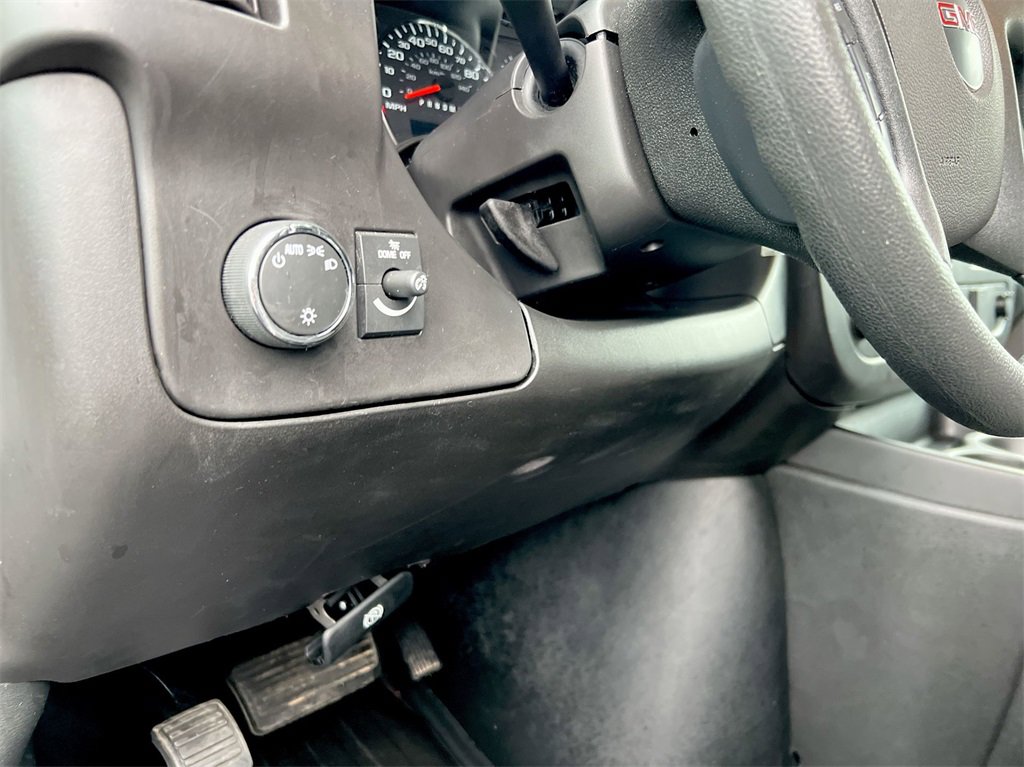 Used 2022 GMC Savana 2500 w/ Driver Convenience Package image 15