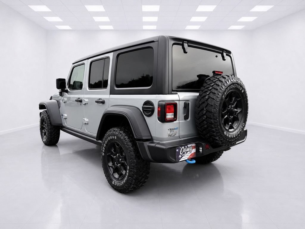 Used 2023 Jeep Wrangler Unlimited w/ Cold Weather Group AWD/4WD image 8