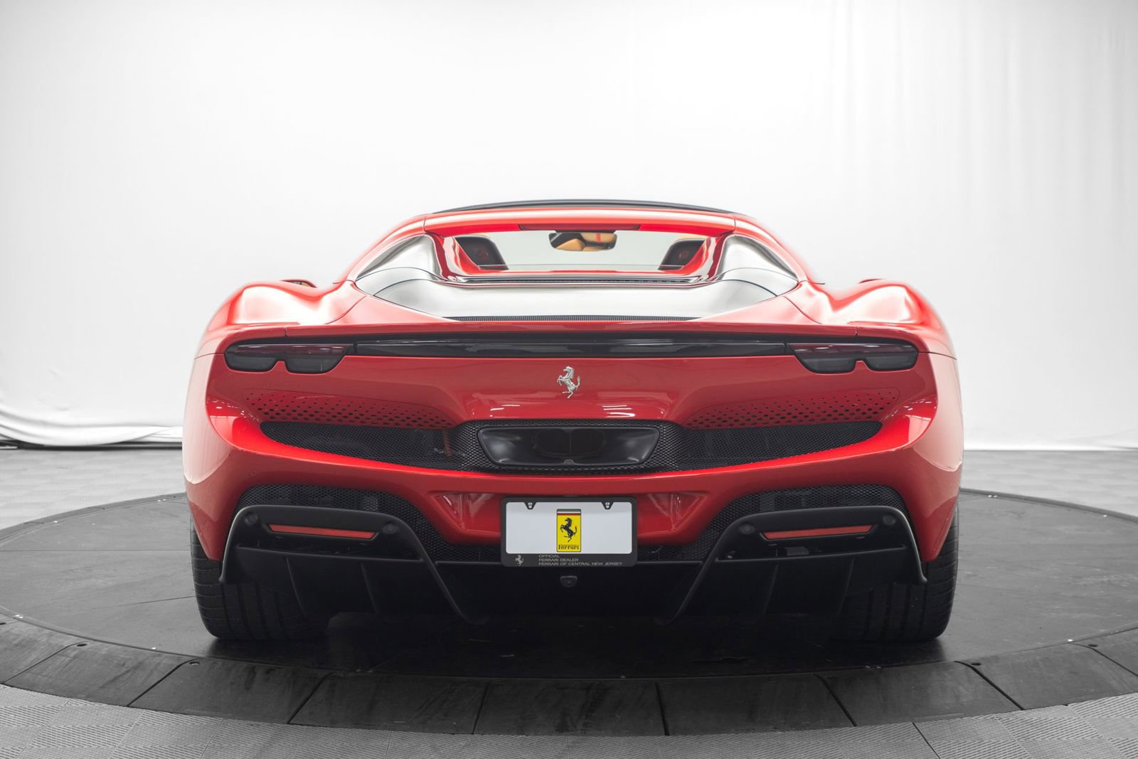 Used 2025 Ferrari 296 GTS RWD image 4