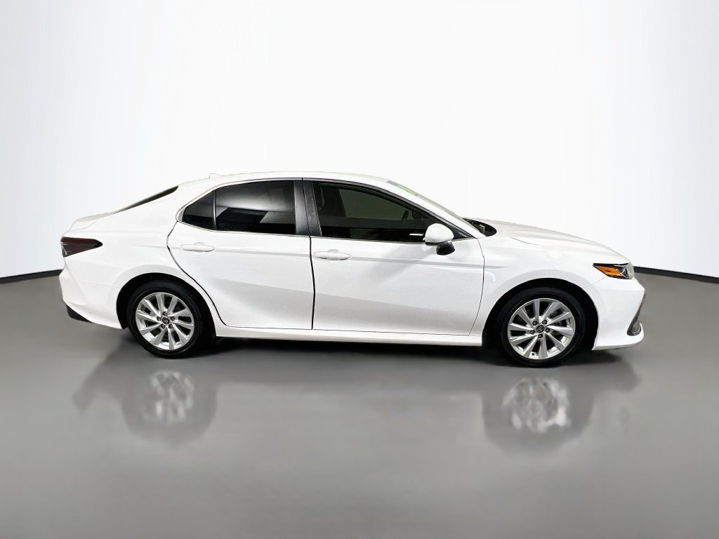Used 2024 Toyota Camry LE FWD image 2