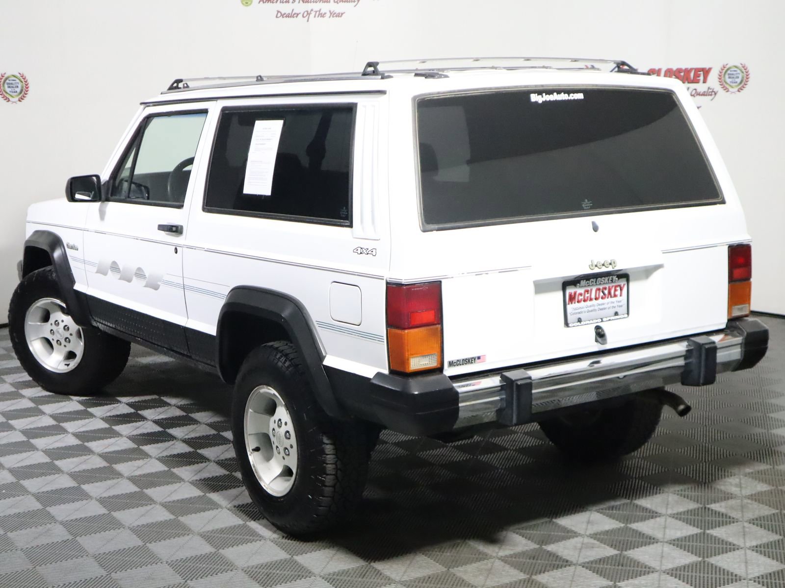 Used 1993 Jeep Cherokee 4WD 2-Door image 10