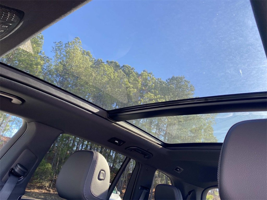 Used 2025 Mercedes-Benz GLS 450 4MATIC image 25