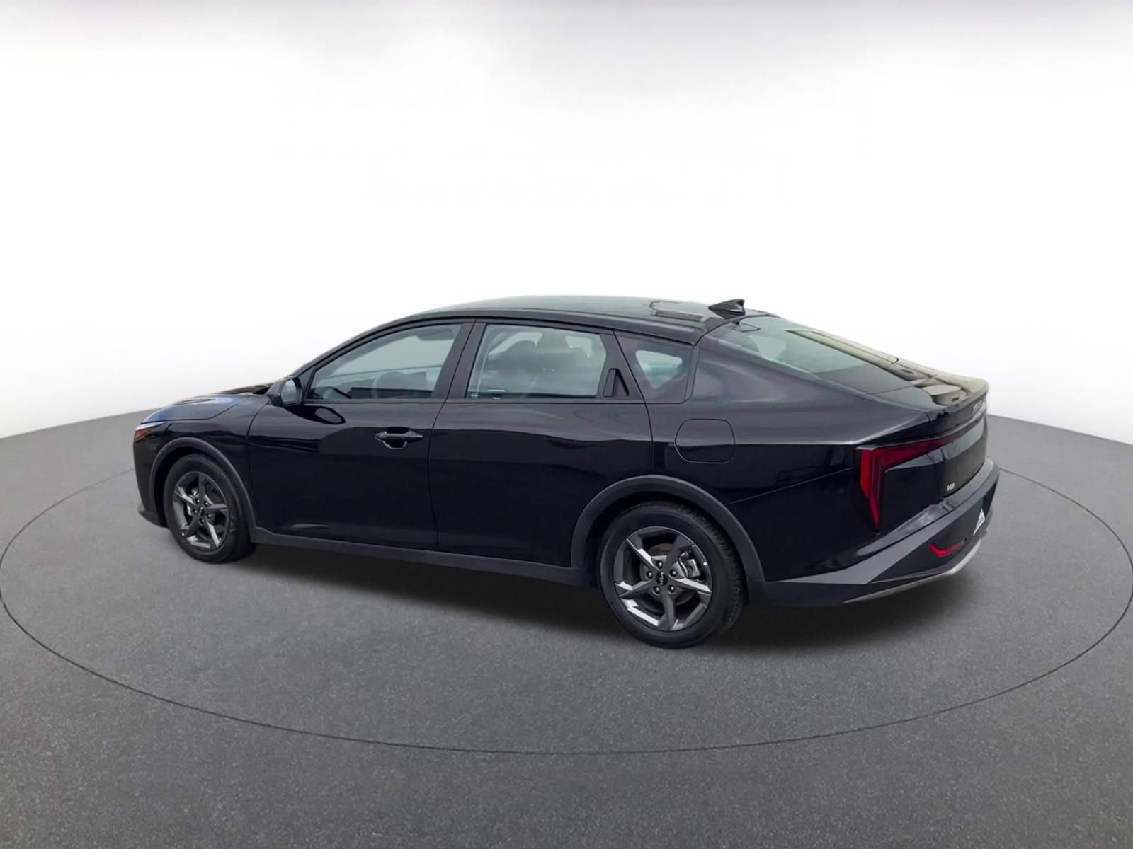 Used 2025 Kia K4 FWD image 10