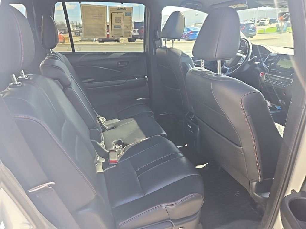 Certified 2022 Honda Pilot TrailSport image 31