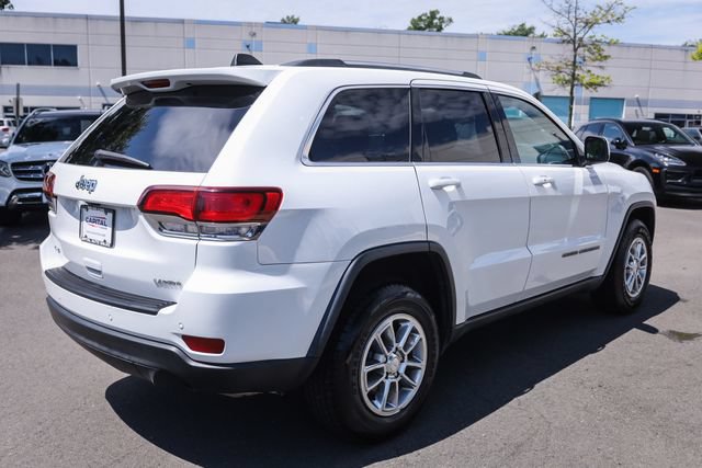 Used 2020 Jeep Grand Cherokee Laredo AWD/4WD image 11