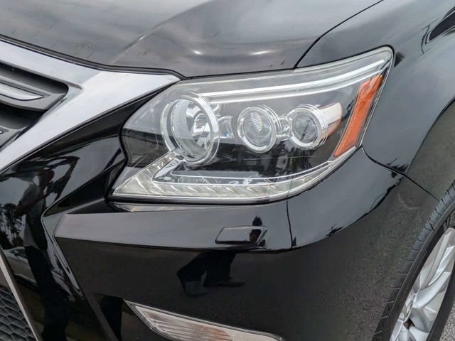Used 2018 Lexus GX 460 Premium w/ Premium Package AWD/4WD image 33