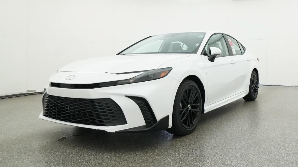 New 2026 Toyota Camry SE FWD image 32