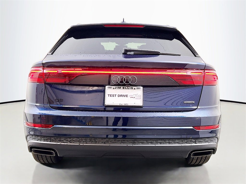 New 2025 Audi Q8 Premium image 6