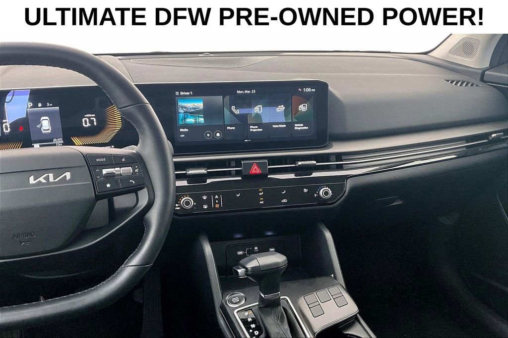 Used 2026 Kia Sportage LX FWD image 8