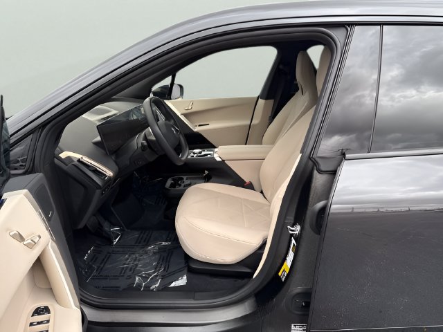 Certified 2024 BMW iX xDrive50 w/ Sport Package AWD/4WD image 9