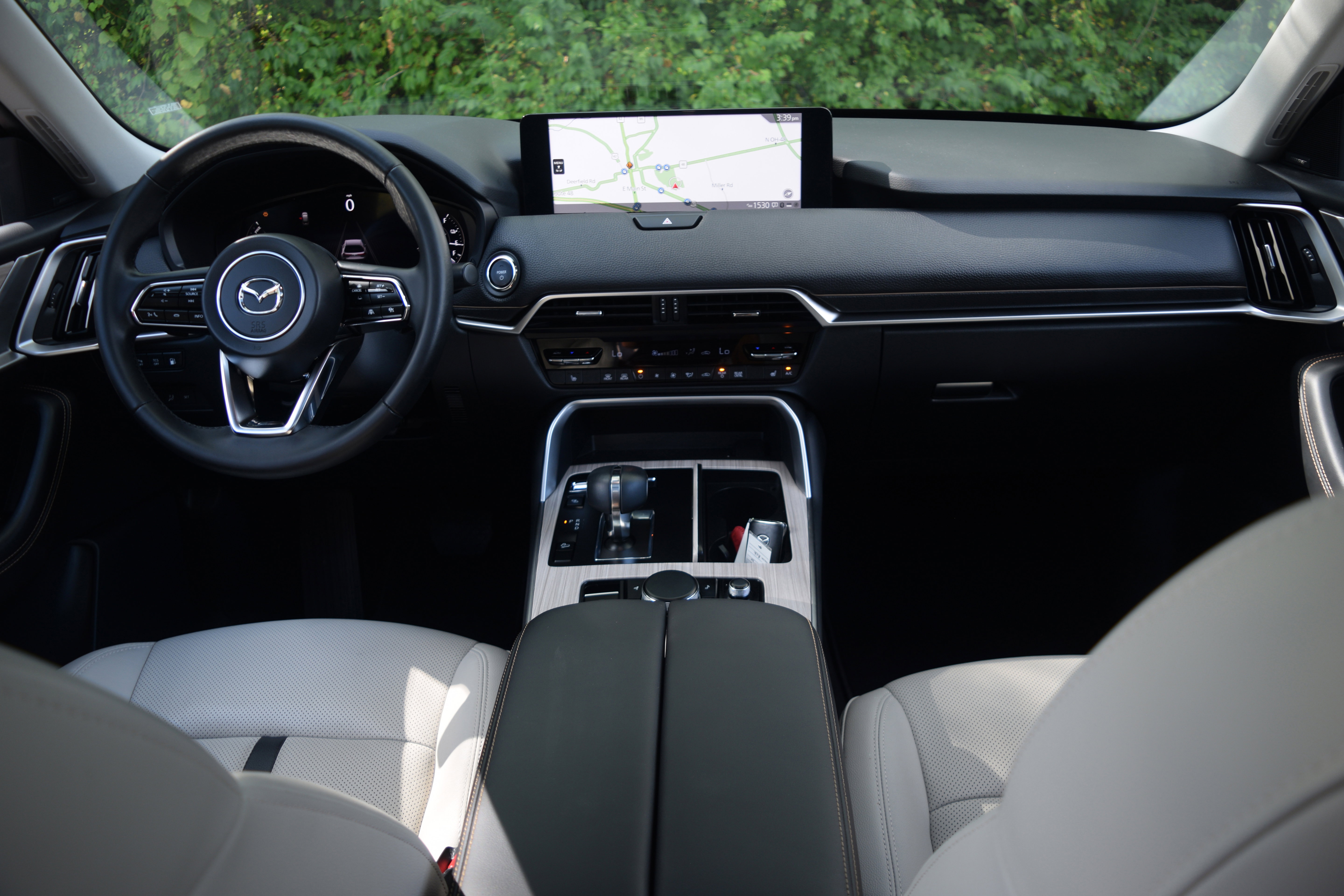 Used 2025 MAZDA CX-70 Plug-In Hybrid w/ Premium Pkg image 8