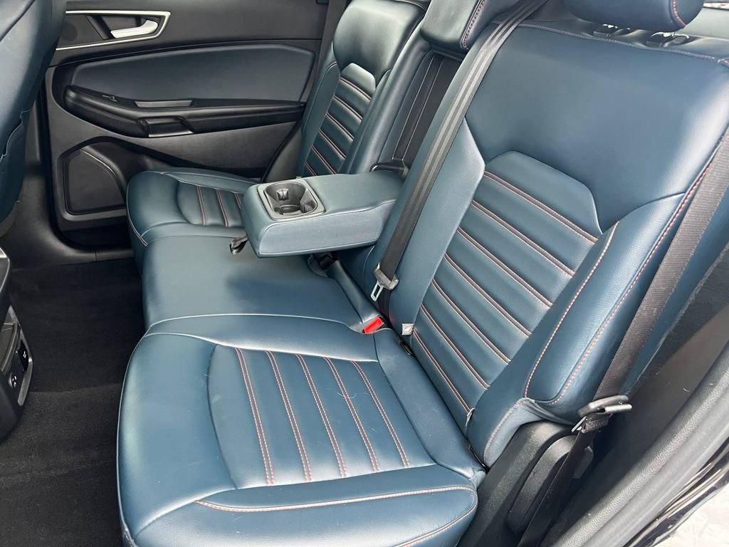 Used 2022 Ford Edge SEL w/ Sport Appearance Package image 12
