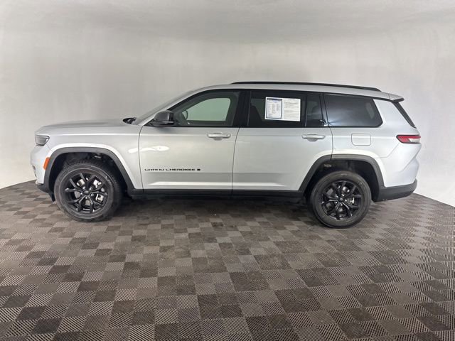 Used 2024 Jeep Grand Cherokee L Laredo image 10