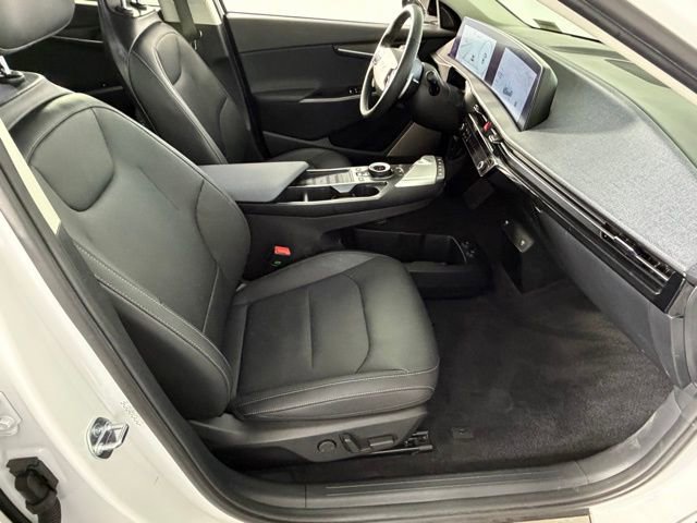 Used 2024 Kia EV6 Wind w/ Wind Technology Package image 27
