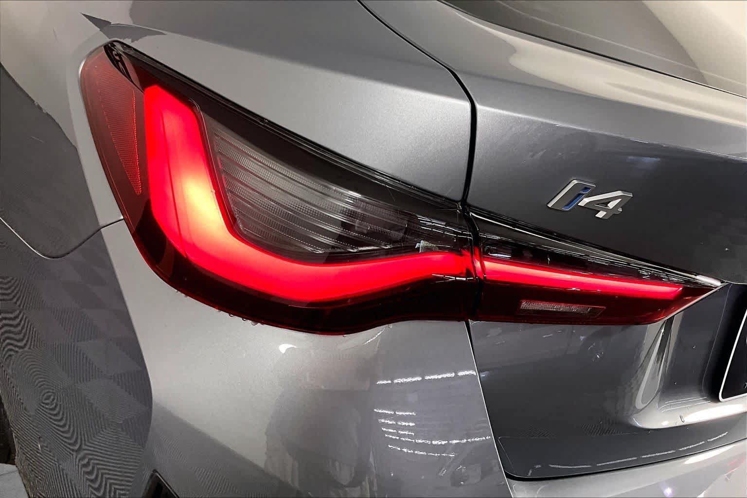 Used 2025 BMW i4 eDrive40 w/ Premium Package RWD image 9