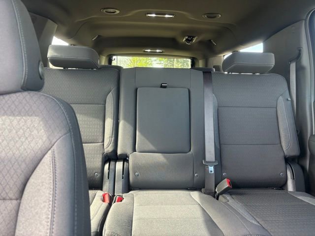 New 2026 Chevrolet Suburban LS image 14